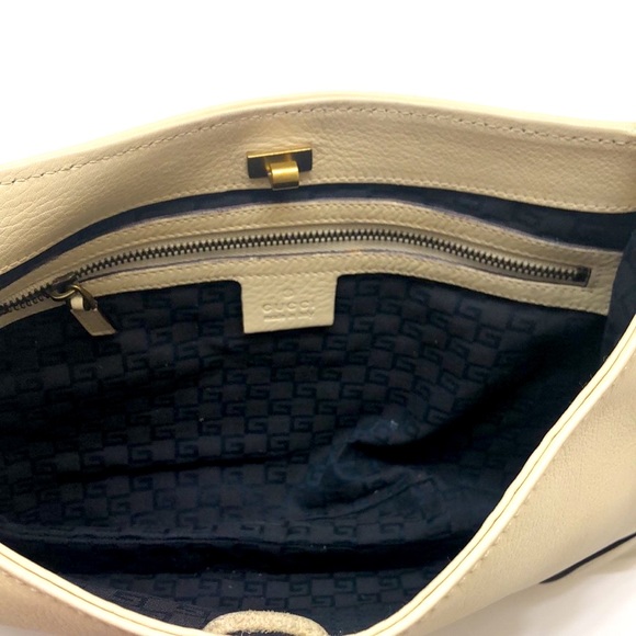 Vintage Gucci Leather Drawstring Hobo Bag - Picture 8 of 16